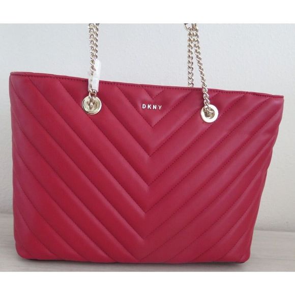 DKNY R04AZG68 Red Quilted Chevron Veronica Tote Bag w/Chain Shoulder Strap $168 - Picture 2 of 11